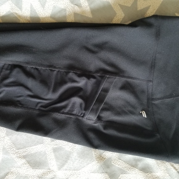 Black pocket mesh leggings - Picture 4 of 4